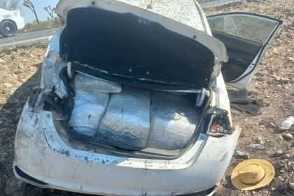 Guardia Nacional decomisa automóvil con cargamento de marihuana